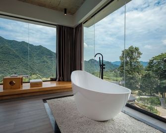 Avatar Mountain Resort - Zhangjiajie