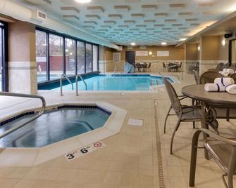 Drury Inn & Suites Birmingham Grandview - Birmingham - Bể bơi