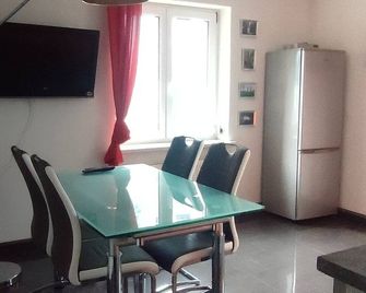 Ferien im Gemütlichen 'geyernest' - Geyer - Їдальня