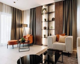 Hotel Fanat - Split - Wohnzimmer