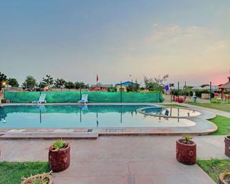 Moonlight Nature Resort & Swimming Pool - Jaisalmer - Piscina