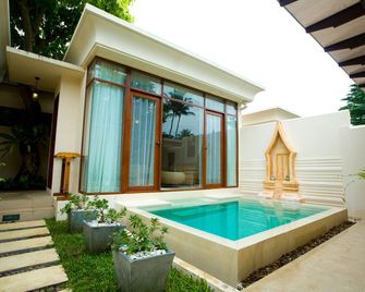 Montien House Chaweng Beach Resort - Ko Samui - Piscina