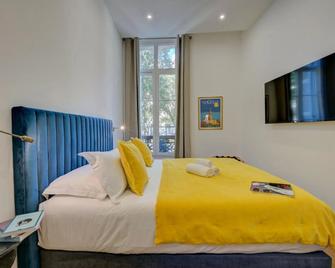Hôtel Provence - Marseille - Bedroom