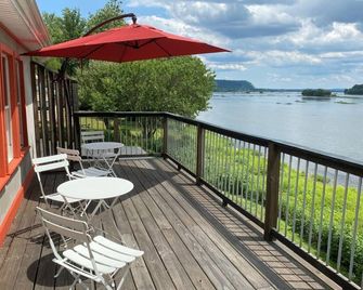 Susquehanna River Front luxury home - Dauphin - Balcony