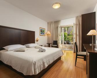 Hotel Croatia - Baška Voda - Bedroom