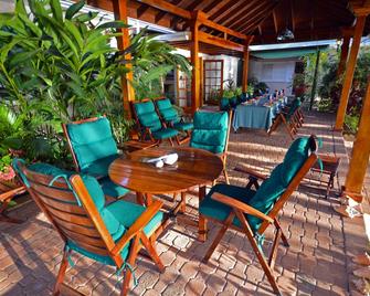 Jamaica Paradise Rio Bueno Discovery Bay - Rio Bueno - Patio