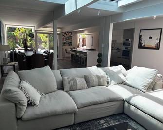 Palo Alto Furnished Eichler Mid Century House with pool - Palo Alto - Soggiorno