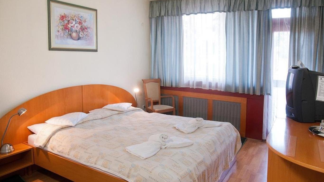 Majerik Hotel