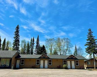 Best Northern Motel And Restaurant - Wawa - Building