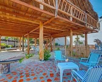 Hotel Dorado Plaza Punta Arena - Tierra Bomba - Innenhof