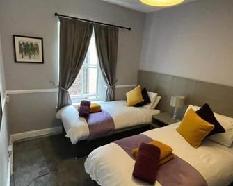 OYO The Castlegate Arms - Penrith - Schlafzimmer