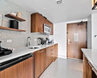 カリヨン マイアミ ビーチ プライベート スイーツ - マイアミ・ビーチ - キッチン