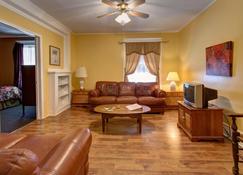 Suites on Main - Margaretville - Living room