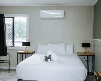 Rix Hotel Motel - Charters Towers