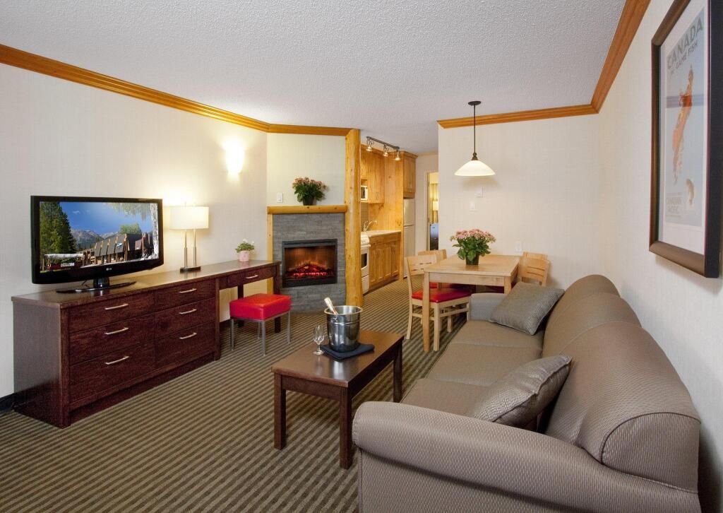 مارموت لودج - جاسبر(ألبيرتا) - غرفة معيشة