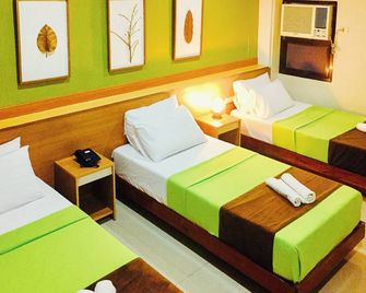 RedDoorz Plus @ Abc Landmark Hotel - Kidapawan