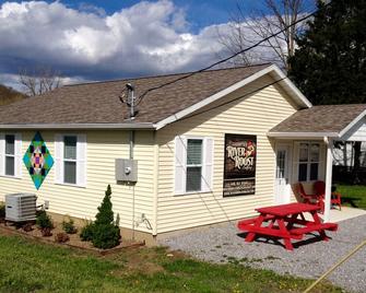 Minutes From Shawnee National Forest in Golconda, IL - Golconda - Edificio
