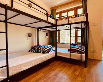 Madpackers Manali - Manali - Bedroom