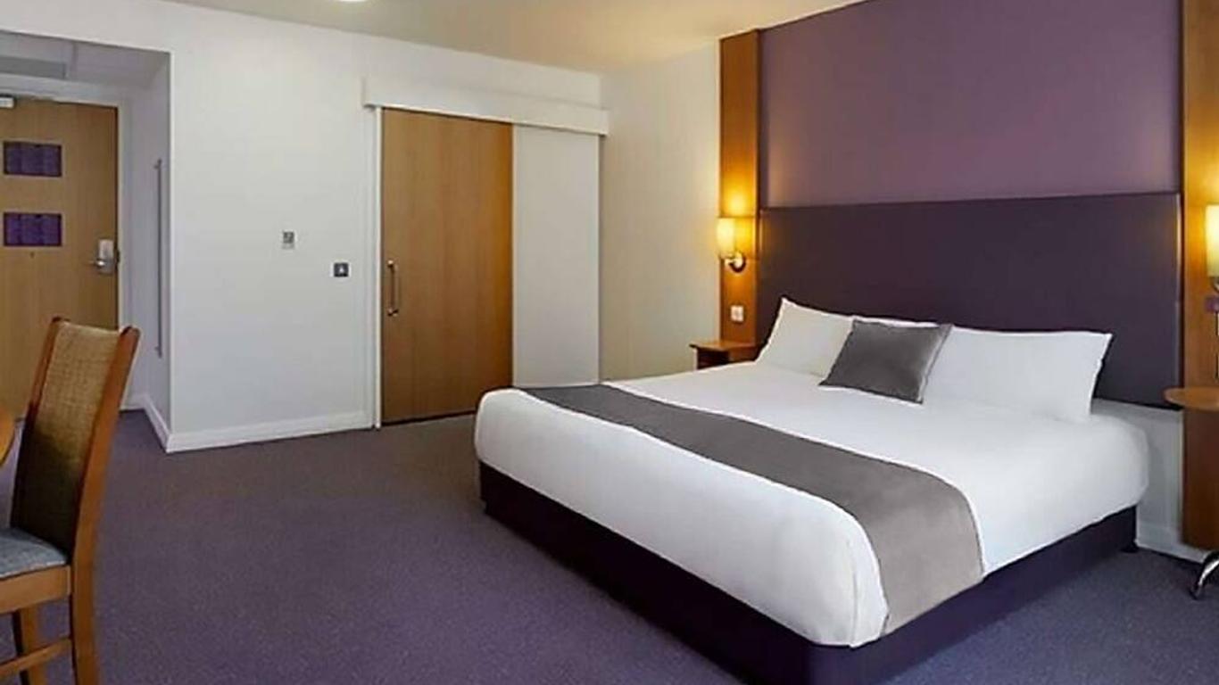 إمباسي نيو كاسل، شور هوتل كوليكشن باي بست ويسترن