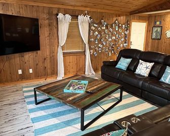 H2O Psycho - Beachfront - Island Realty - Grand Isle - Sala de estar