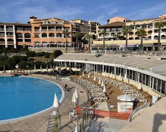Village Cap Esterel duplex vue mer centre - Saint-Raphaël - Piscina