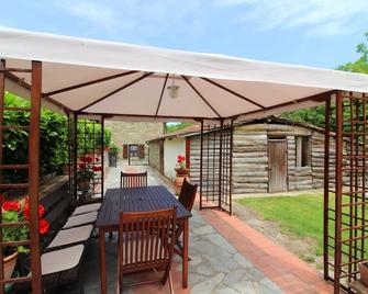 Casa Ciabatti - Castel Focognano - Patio