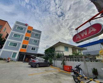 Awa Don Muang - Bangkok - Building
