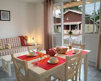 Residence Nemea Les Rives De Saint Brice - Arès - Dining room