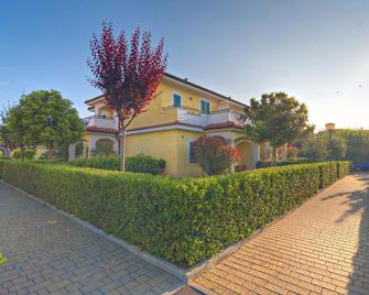 Residence I Giardini Del Conero - Porto Recanati - Edificio