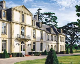 Grand Hôtel 'Château de Sully' - Piscine & Spa -Teritoria - Μπαγιέ - Κτίριο