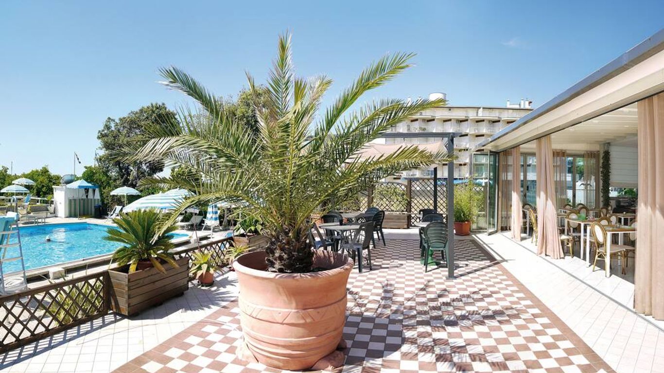 Hotel La Brezza frontemare