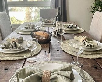 Spacious & luminous property with elevator access - Paris - Essbereich