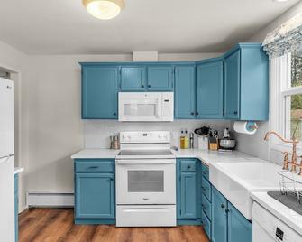 The Husum House - Columbia Gorge - White Salmon River - Husum - Cocina