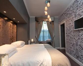 City Retreat Edinburgh Aparthotels - Edinburgh - Bedroom