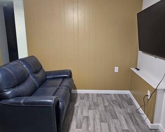 Entire Upstairs Apartment in Gatesville - Gatesville