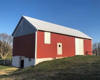 Big Barn Mow - Spring Valley - Building