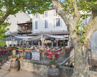 Hotel Restaurant des Maures - Collobrières