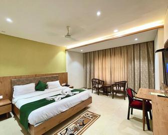 Hotel Rockbay-near sea beach & temple - פורי - חדר שינה