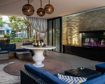 Marin Suites Hotel - Corte Madera - Lounge
