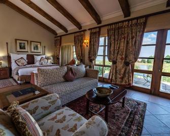 Gooderson Kloppenheim Country Estate - Emgwenya - Slaapkamer