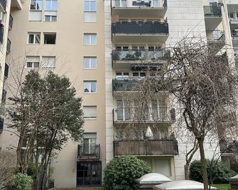 Appartement aux Portes de Paris 14e - Montrouge - Edificio
