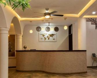 Hotel Nueve Agaves - Tequila - Rezeption