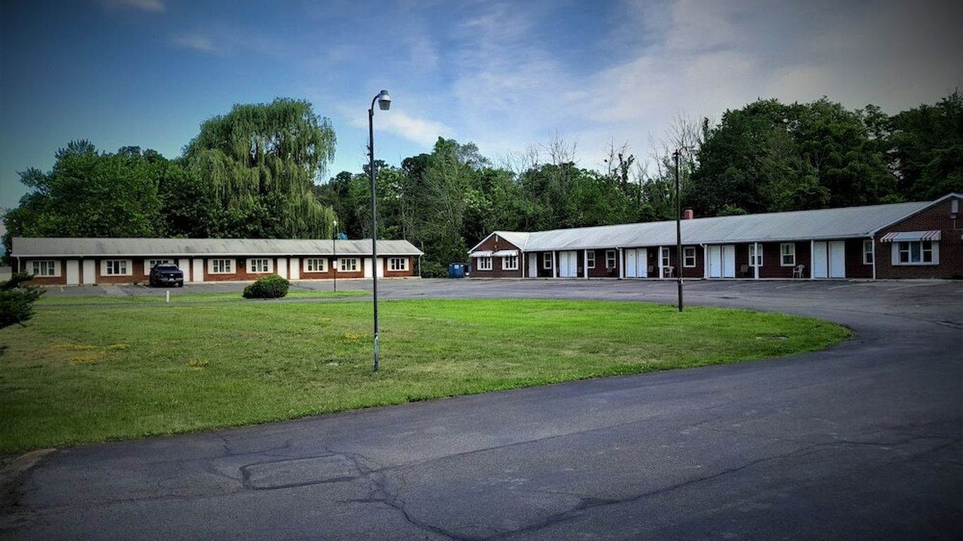 Peloke's Motel