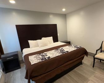 Lindenhurst Motel - Lindenhurst - Bedroom