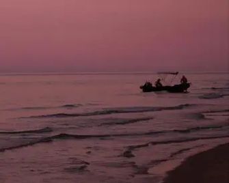 Kapsogeorgis Rooms - Kinira - Beach