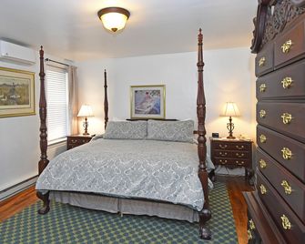 The Country Inn of Berkeley Springs - Berkeley Springs - Schlafzimmer