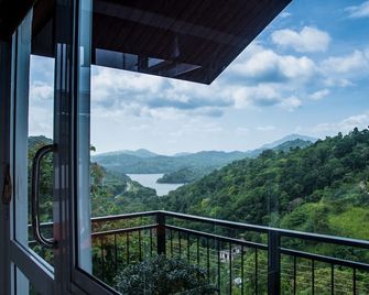 Kandy Victoria Eco Resort - Kandy - Balcón