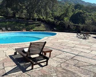 Hotel Torrontes - San Lorenzo - Pool