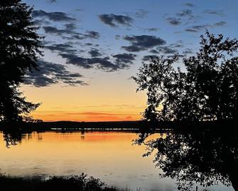 Peace, Fun and Sunsets On the Ottawa River! - Clarence-Rockland