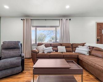 Rancho Alegre Country Retreat - Pueblo - Sala de estar
